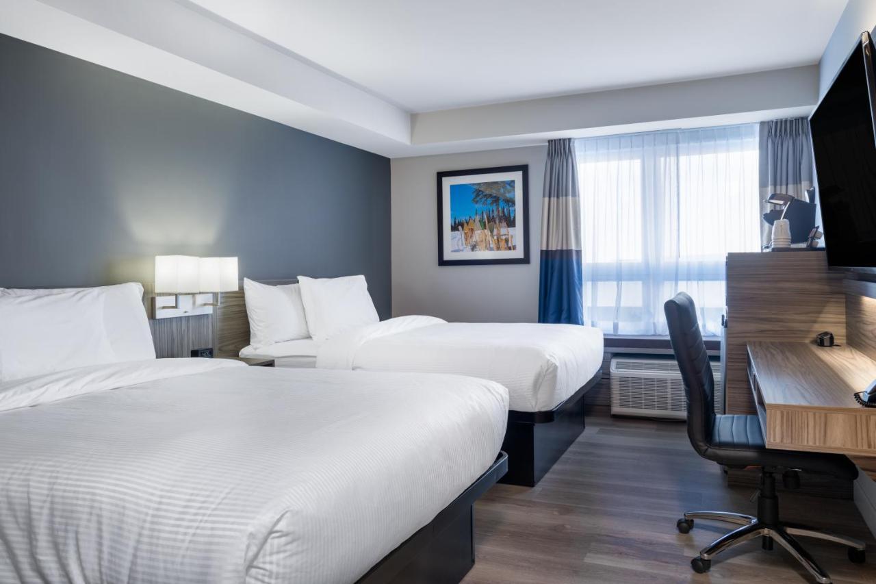 Microtel Inn & Suites By Wyndham Kanata Ottawa West Екстериор снимка