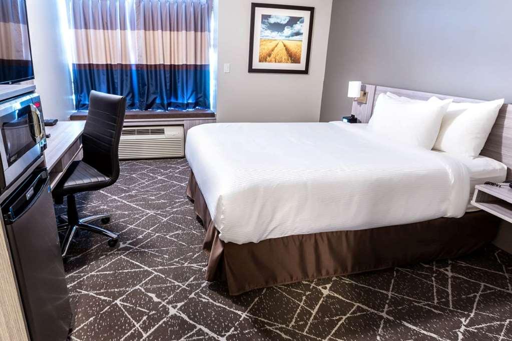 Microtel Inn & Suites By Wyndham Kanata Ottawa West Стая снимка
