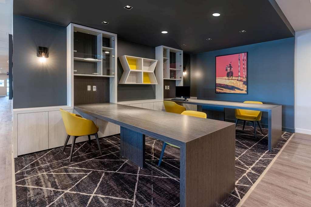 Microtel Inn & Suites By Wyndham Kanata Ottawa West Съоръжения снимка
