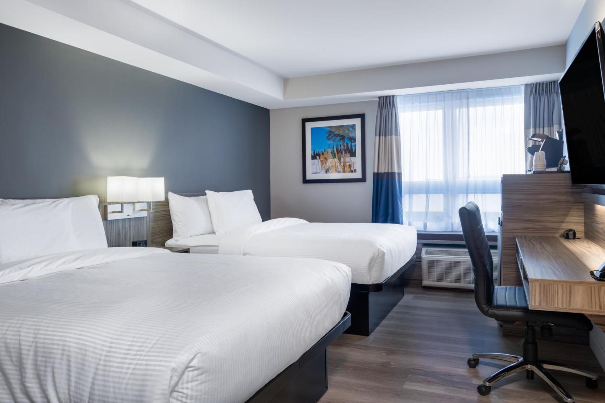 Microtel Inn & Suites By Wyndham Kanata Ottawa West Екстериор снимка